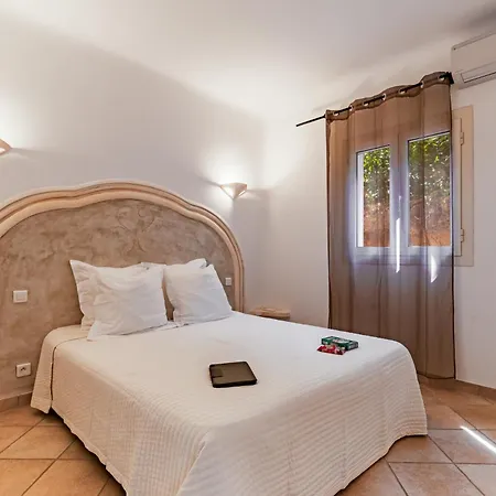 Domaine Pietra Di Sole アパート